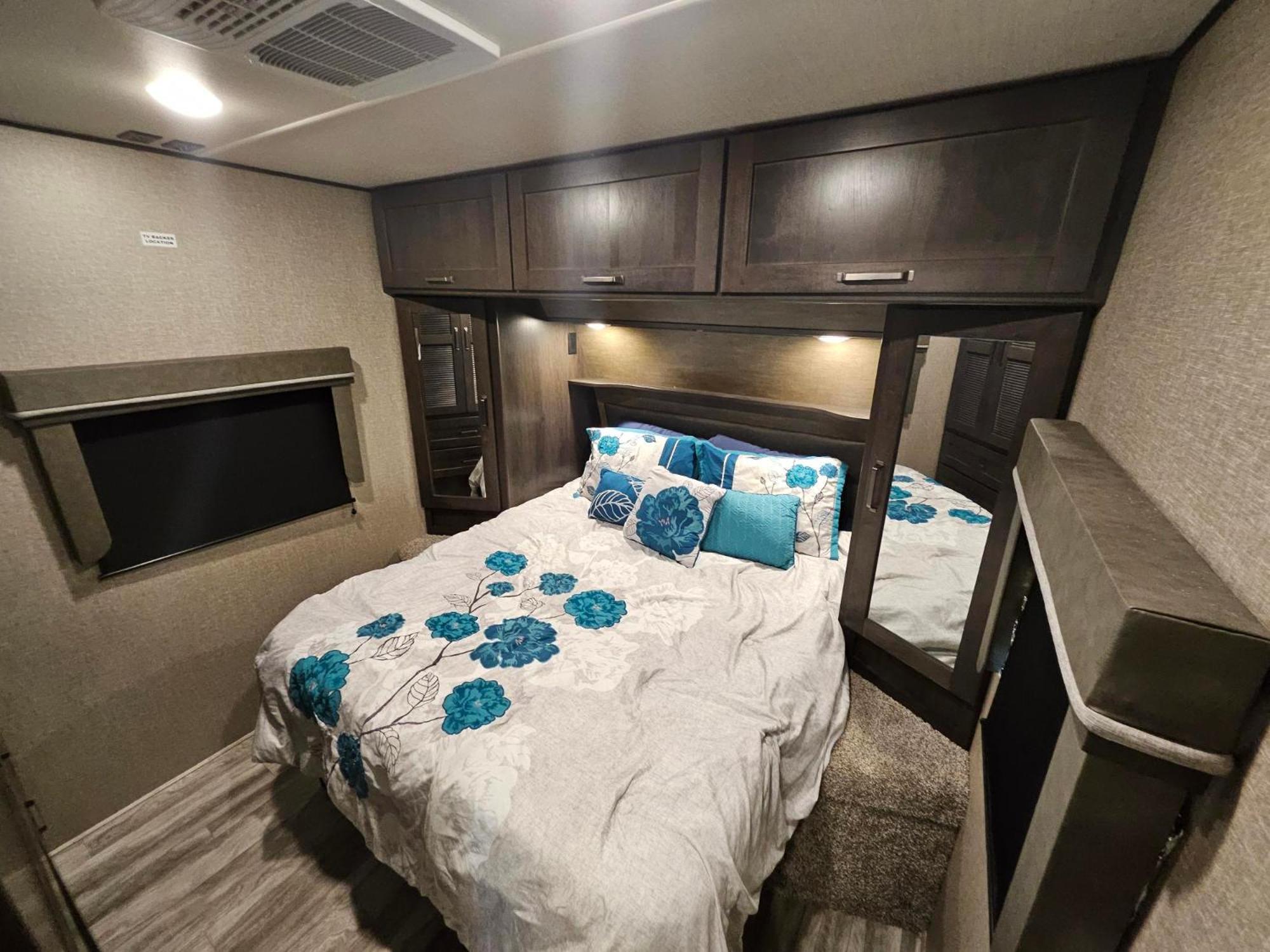 Hailey'S Beach-N-Bay Rv Resort Gilchrist Ngoại thất bức ảnh
